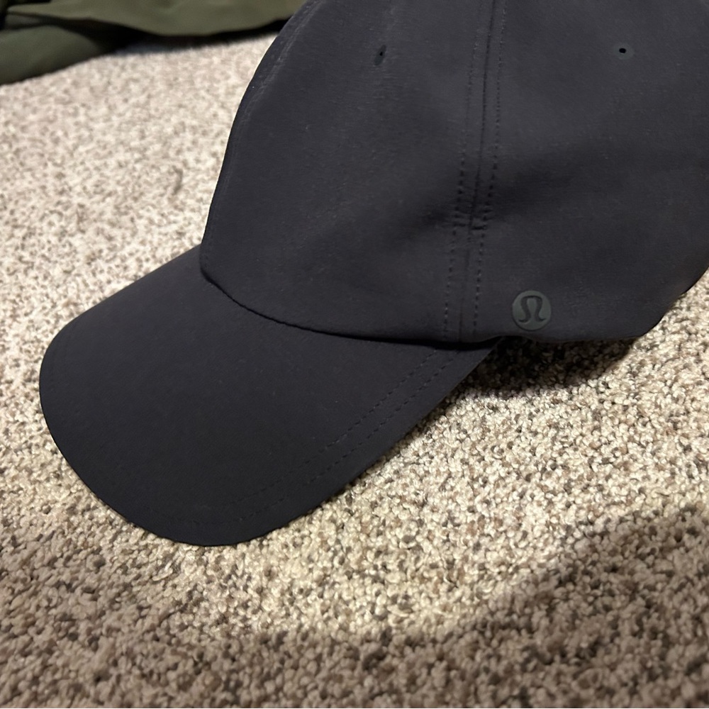 Lulu lemon hat